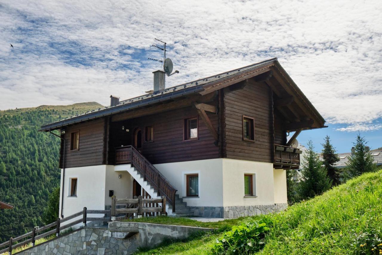 Casa Zelda Apartment Livigno Bagian luar foto